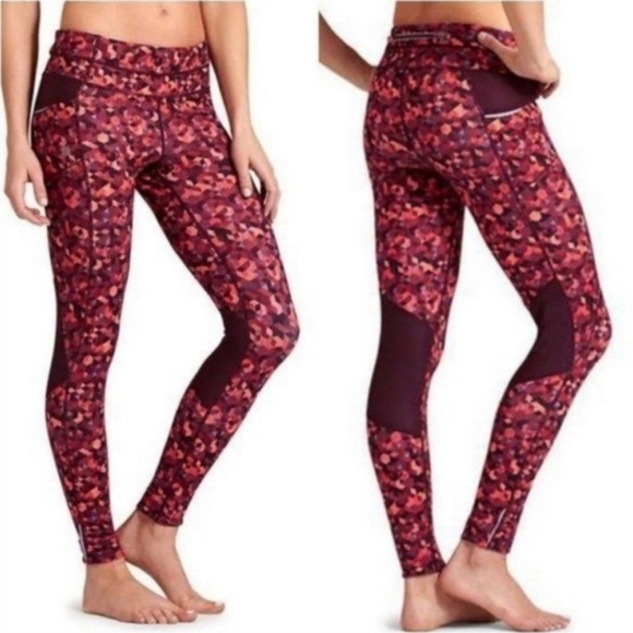 Athleta "Triangular Be Free" Leggings Red Black AbstractPattern Reflective Large - Picture 1 of 8